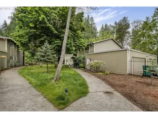 Photo #2: 24344032 Listing 