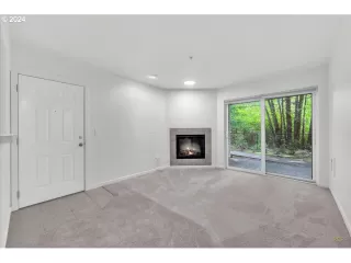 Photo #3: 24344103 Listing 