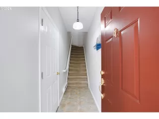 Photo #3: 24345307 Listing