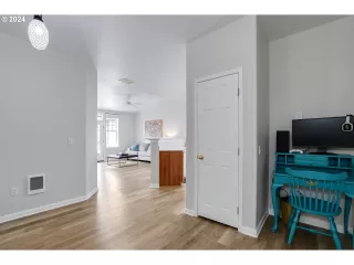 Photo #5: 24345307 Listing