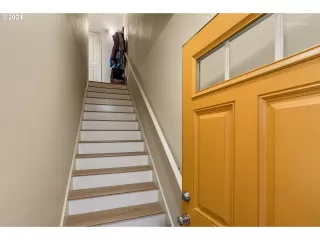 Photo #1: 24345612 Listing 