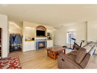 Photo #3: 24345612 Listing 