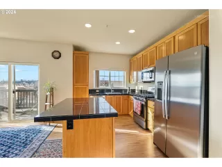 Photo #5: 24345612 Listing 