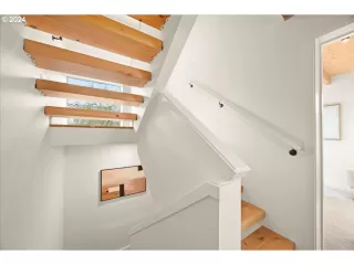 Photo #3: 24345681 Listing 