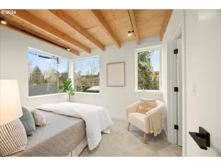 Photo #5: 24345681 Listing 