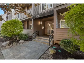 Photo #1: 24348029 Listing