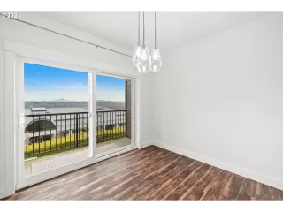 Photo #6: 24348029 Listing