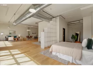 Photo #3: 24348750 Listing 