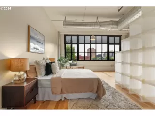 Photo #5: 24348750 Listing 