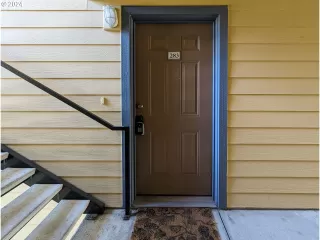 Photo #2: 24350308 Listing 