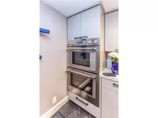 Photo #2: 24351943 Listing