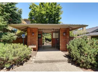 Photo #3: 24352032 Listing 