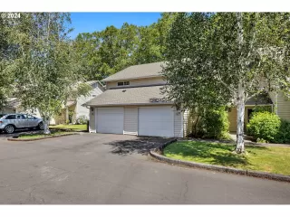 Photo #3: 24352966 Listing