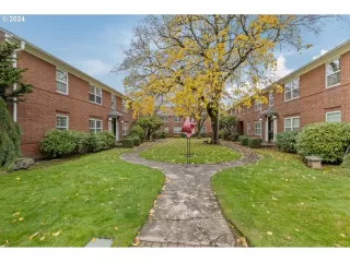 Photo #3: 24353070 Listing