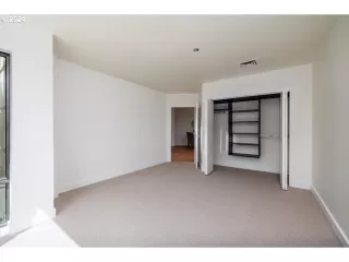 Photo #1: 24353363 Listing