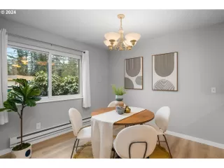 Photo #5: 24358685 Listing 