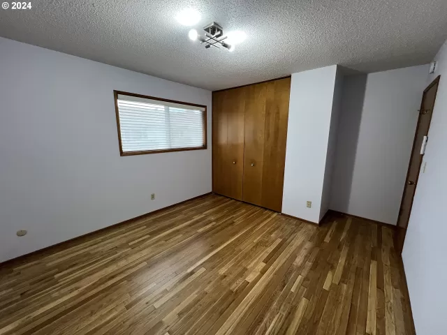 MLS: 24358912 Condo For Sale