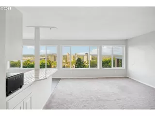 Click for more information on MLS # 24359022 : 3515 SW BARBUR BLVD N-3 More Details about MLS # 24359022 : 3515 SW BARBUR BLVD N-3