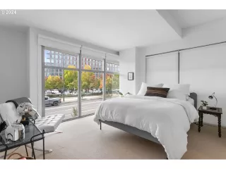 Photo #1: 24361147 Listing