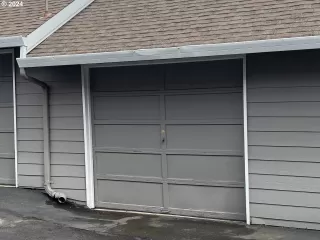 Photo #3: 24362482 Listing