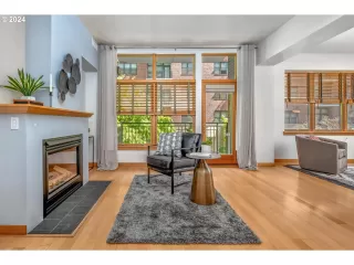 Photo #5: 24362614 Listing 