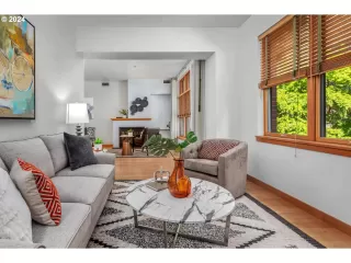 Photo #6: 24362614 Listing 