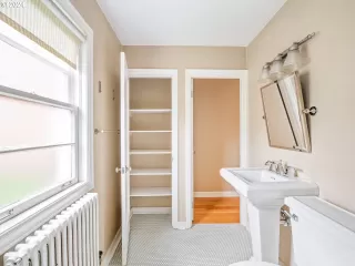 Photo #4: 24362695 Listing