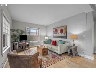 Photo #1: 24368413 Listing