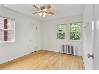 Photo #4: 24368876 Listing 