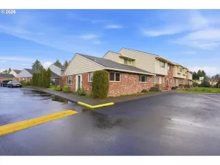 More Details about MLS # 243692147 : 1830 NE HOGAN DR