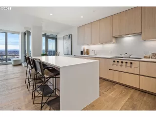 Photo #3: 24369442 Listing 