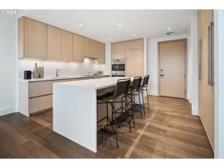 Photo #4: 24369442 Listing 