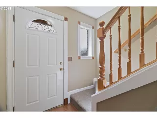 Photo #2: 24370439 Listing