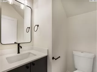 Photo #6: 24370733 Listing 