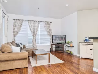 Photo #4: 24371123 Listing 