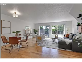 Click for more information on MLS # 24372112 : 3535 SE GLADSTONE ST 9 More Details about MLS # 24372112 : 3535 SE GLADSTONE ST 9