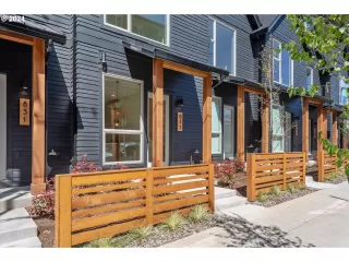 Photo #4: 24374624 Listing 