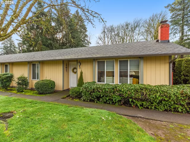 MLS: 24378409 Condo For Sale