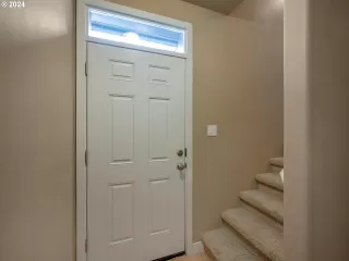 Photo #3: 24378491 Listing