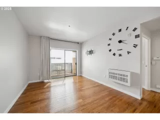 Photo #3: 24378808 Listing