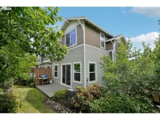 Photo #4: 24379496 Listing