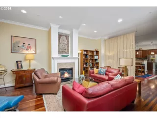 Photo #3: 24379524 Listing