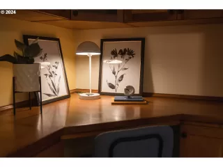 Photo #4: 24380146 Listing