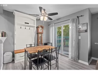 Photo #5: 243826121 Listing