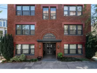 Photo #1: 24383547 Listing 