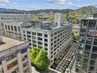 Photo #6: 24384008 Listing 