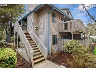 Photo #3: 24385069 Listing 