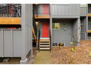 Photo #2: 24386449 Listing