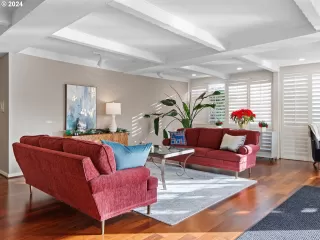 Photo #3: 24387080 Listing