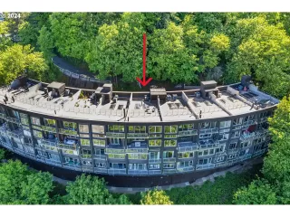 Click for more information on MLS # 24387923 : 2212 SW HOFFMAN AVE More Details about MLS # 24387923 : 2212 SW HOFFMAN AVE